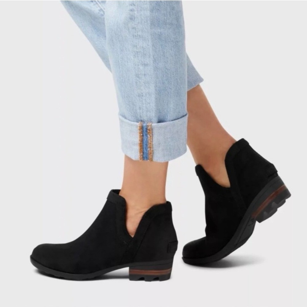 Sorel Lolla Cutout Ankle Booties Womens 8 Black Suede Excellent NL3379-010